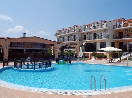 Hotel Alexander Laganász Kültér fotó