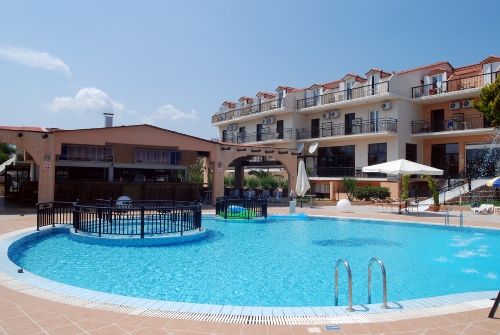 Hotel Alexander Laganász Kültér fotó
